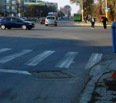 Ce trebuie să cunoaşteţi când circulaţi la intersecţia dintre strada Caraiman şi bulevardul Aurel Vlaicu